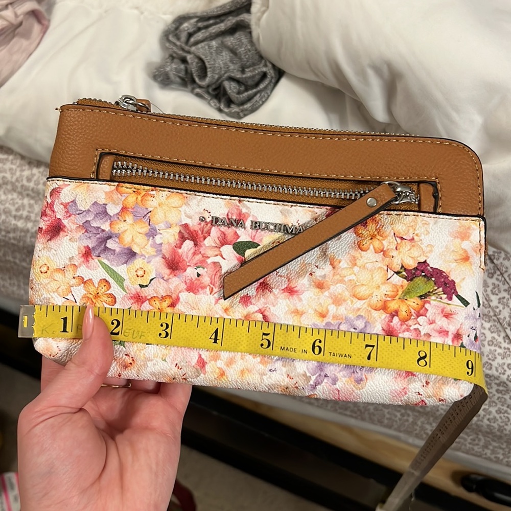 Wallet - Picture 7 of 8